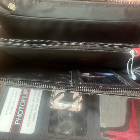 Women’s wallet/ wristlet - Picture 5 of 6